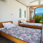 Nikos And Apartmán Sami (Kefalonia)