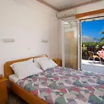Apartmán Nikos And *
