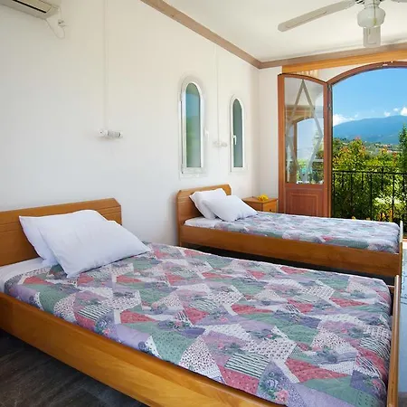 Nikos And Apartment Sami (Kefalonia)