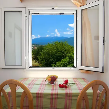 Nikos And Apartmán Sami (Kefalonia)