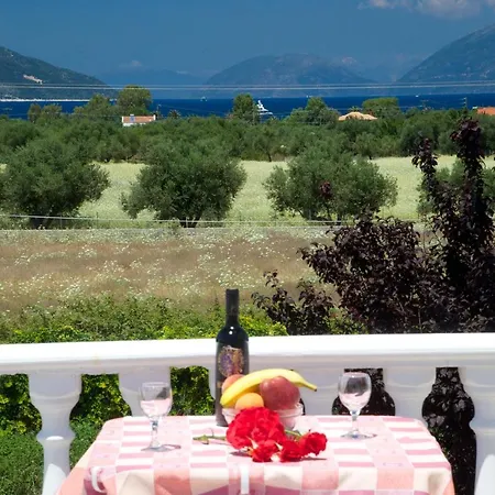 Διαμέρισμα Nikos And *