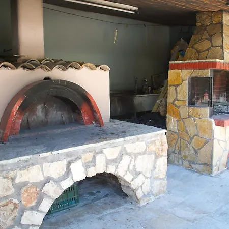 Nikos And * Σάμη