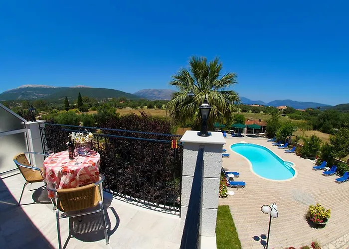 Apartment Nikos And *