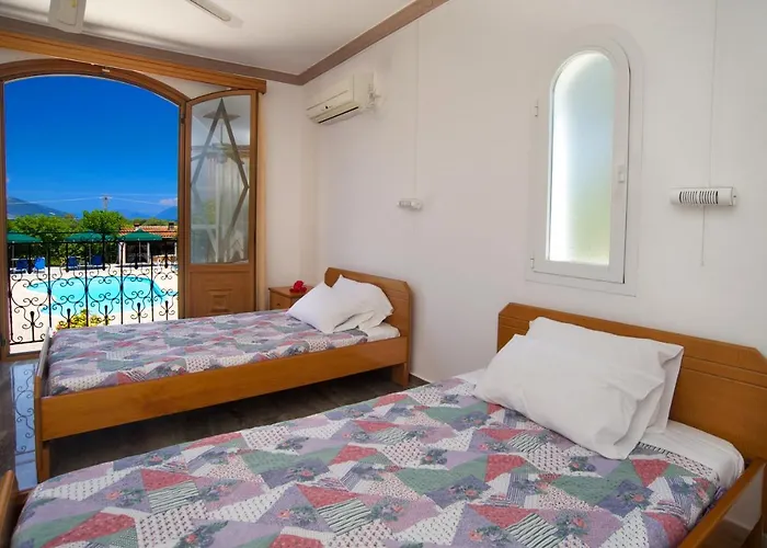 Nikos And Sami (Kefalonia)